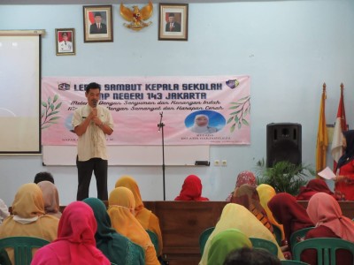 LEPAS SAMBUT KEPALA SMP NEGERI 143 JAKARTA